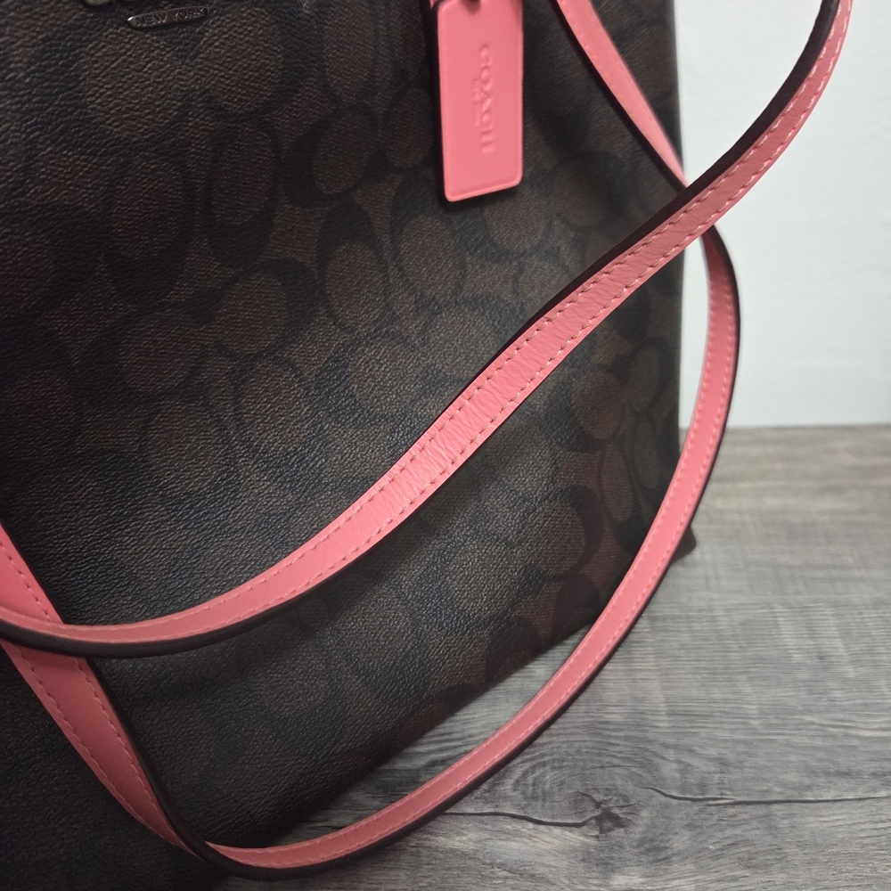 EUC Coach Brown and Pink Tote Bag - Picture 12 of 13